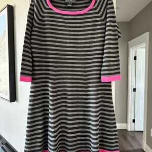 Jessica Howard Pink and Black A-Line Sweater Dress with 3/4 Sleeves